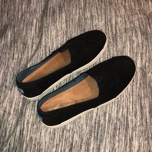 never worn before black toms❤️❤️❤️